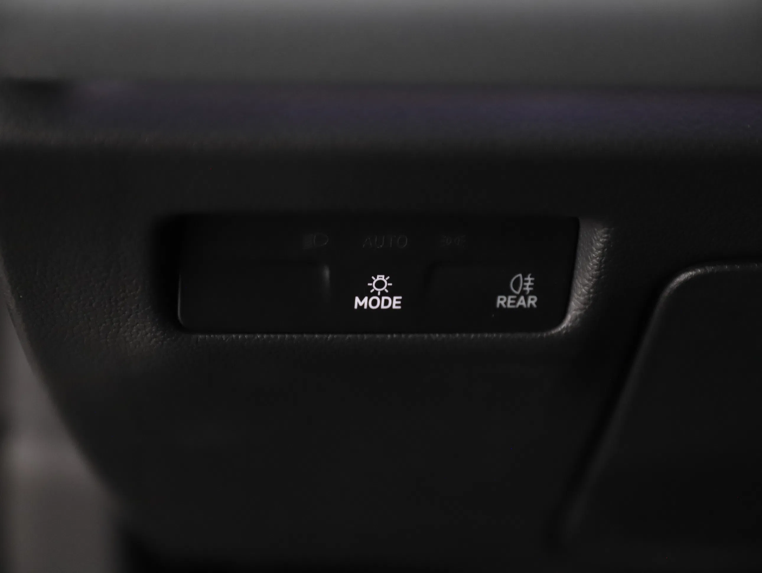 VW Passat Variant 2.0 TDI W Business | Bild 13 von 30