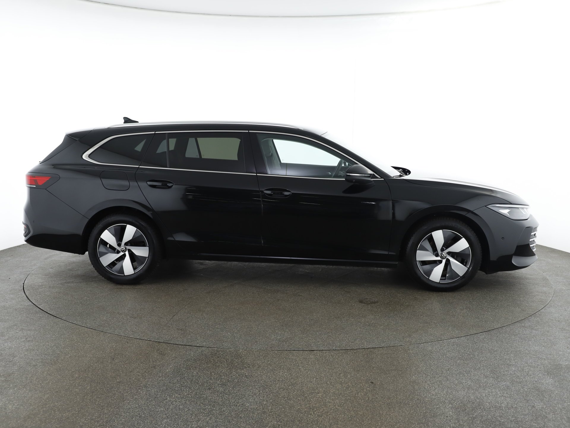 VW Passat Variant 2.0 TDI W Business | Bild 5 von 30