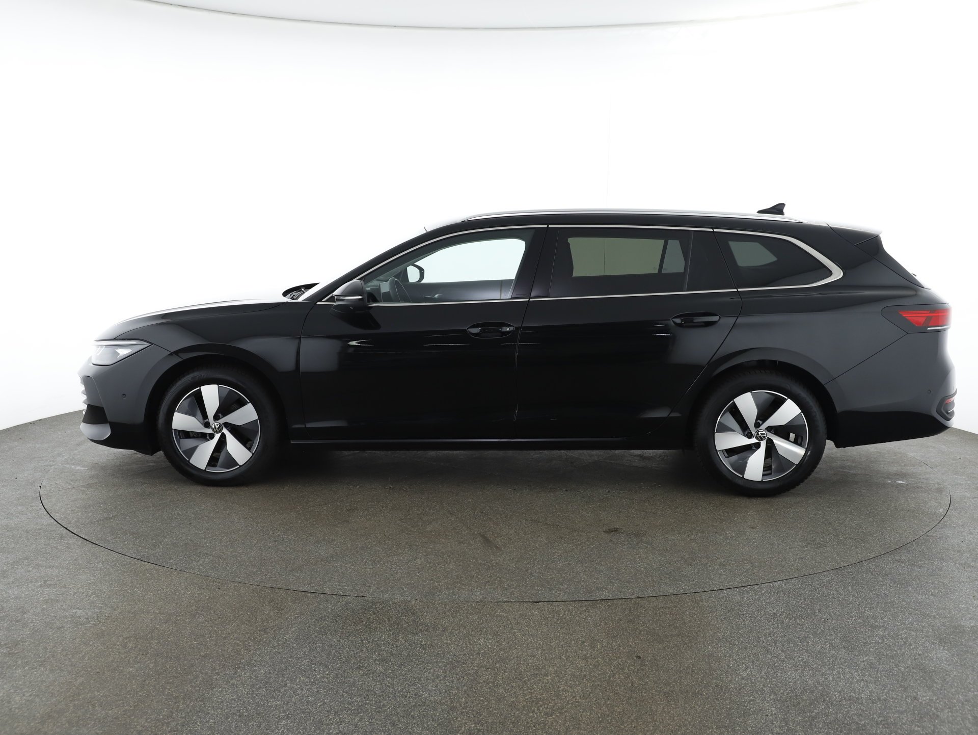 VW Passat Variant 2.0 TDI W Business | Bild 9 von 30