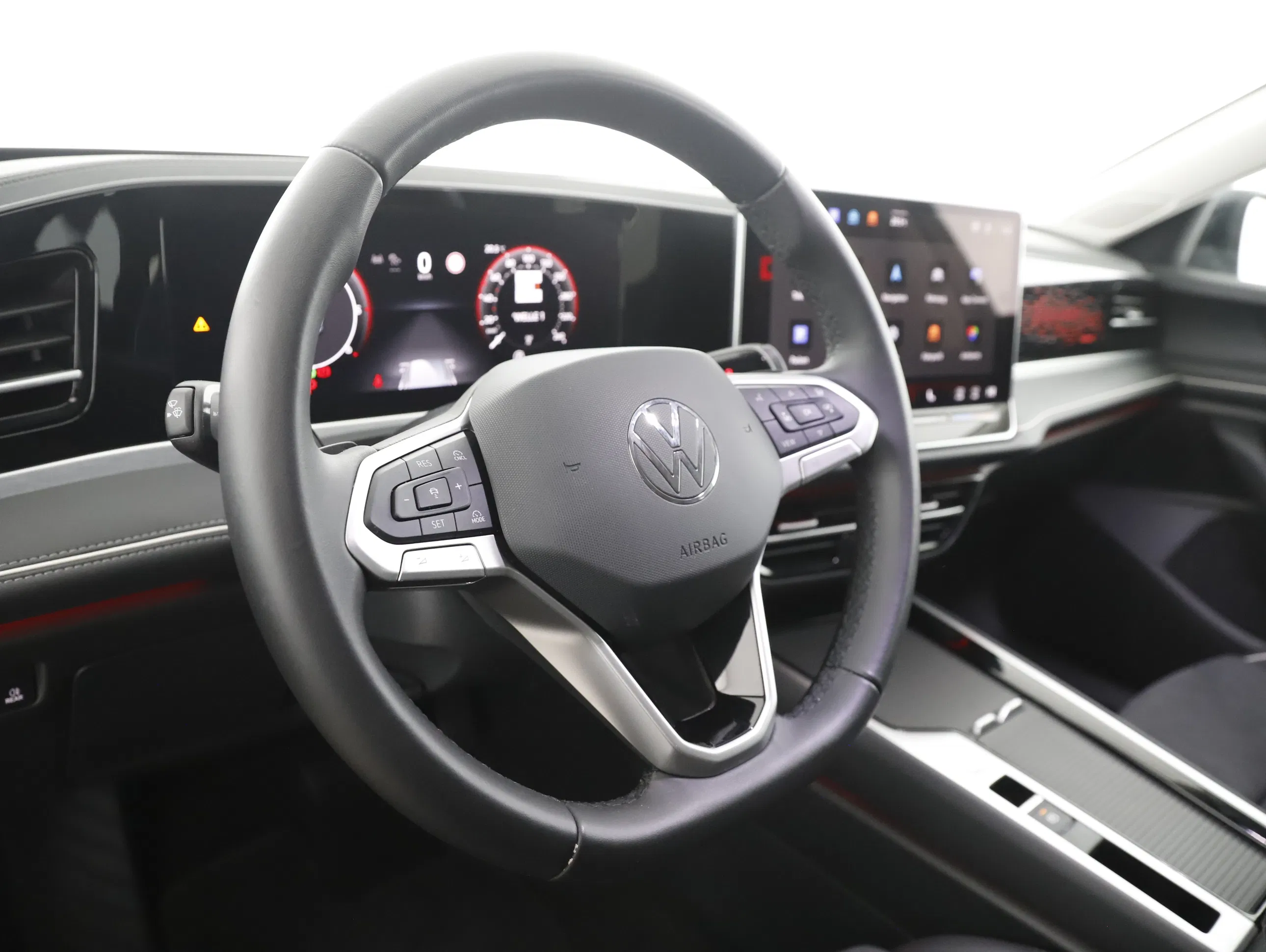 VW Passat Variant 2.0 TDI W Elegance | Bild 11 von 28