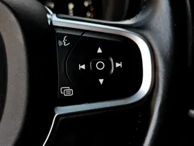 Volvo V60 Kombi T5 Momentum Pro | Thumbnail 14 von 23
