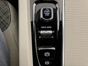 Volvo V60 D3 Momentum Pro Geartronic | Thumbnail 19 von 24