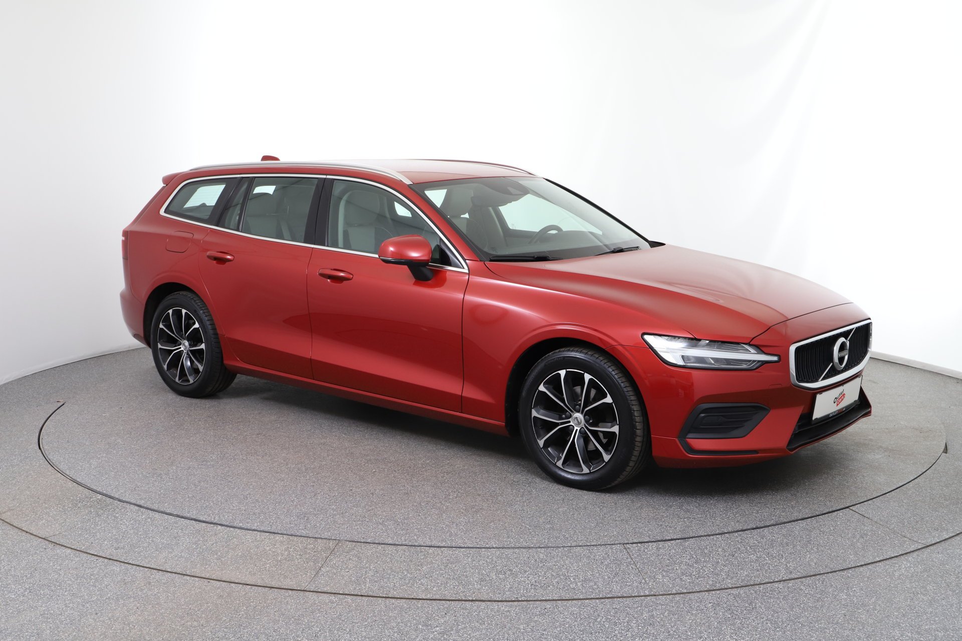 Volvo V60 D3 Momentum Pro Geartronic | Bild 8 von 24