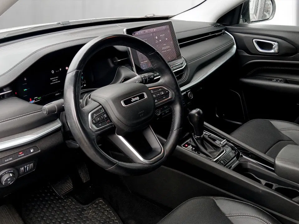 Jeep Compass 1.3 S 4xe | Bild 11 von 26