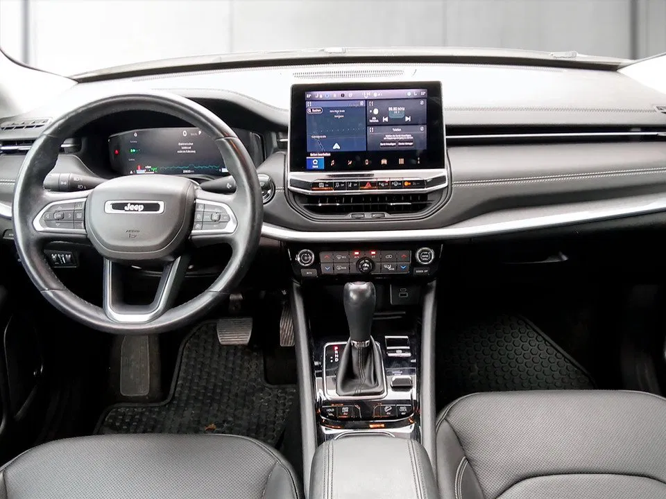 Jeep Compass 1.3 S 4xe | Bild 12 von 26