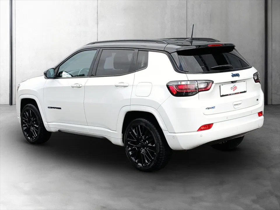 Jeep Compass 1.3 S 4xe | Bild 4 von 26