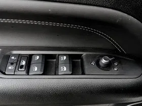Jeep Compass 1.3 S 4xe | Thumbnail 8 von 26