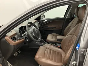 Alfa Romeo Giulietta TI 2,0 JTDM-2 Aut. | Thumbnail 11 von 23