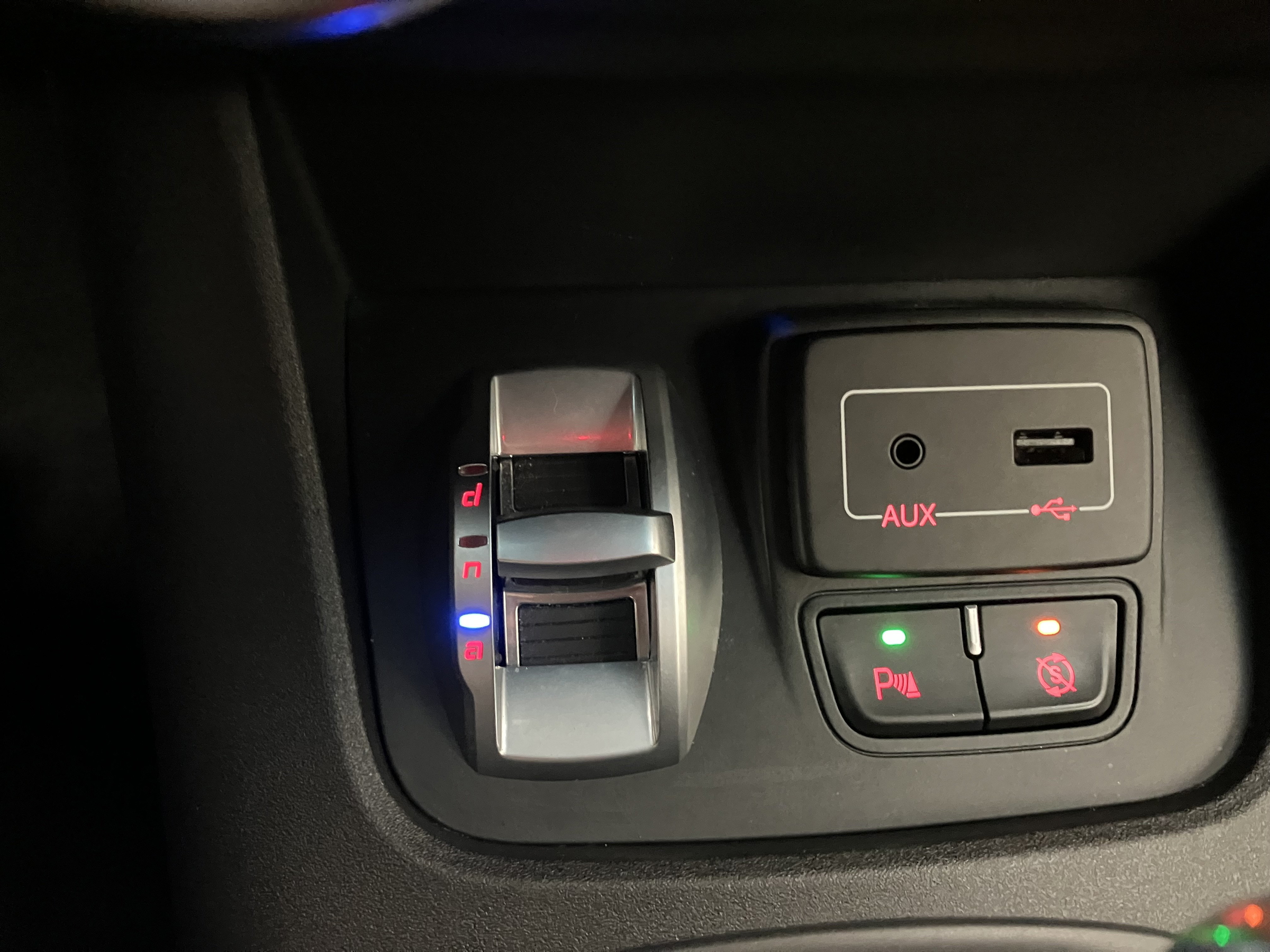 Alfa Romeo Giulietta TI 2,0 JTDM-2 Aut. | Bild 18 von 23