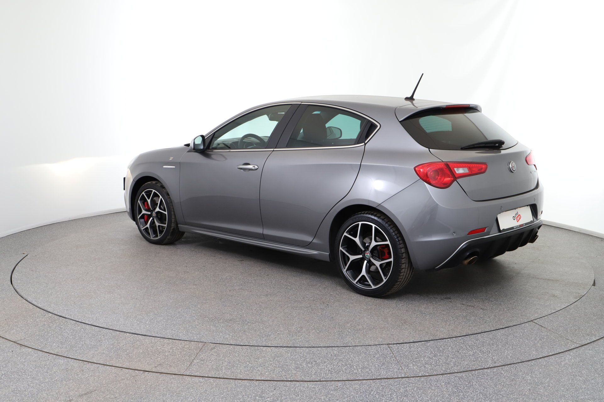 Alfa Romeo Giulietta TI 2,0 JTDM-2 Aut. | Bild 4 von 23