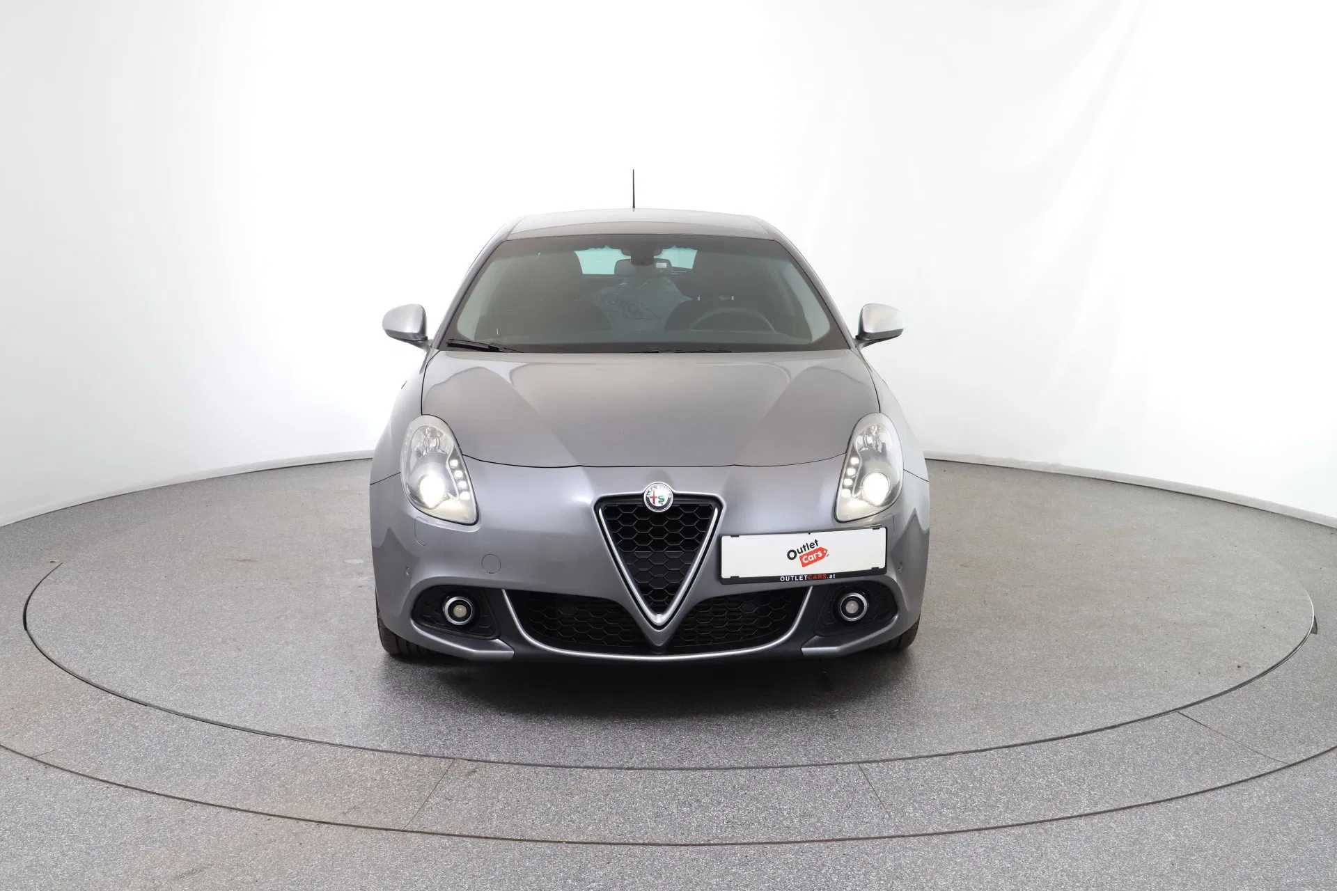 Alfa Romeo Giulietta TI 2,0 JTDM-2 Aut. | Bild 9 von 23