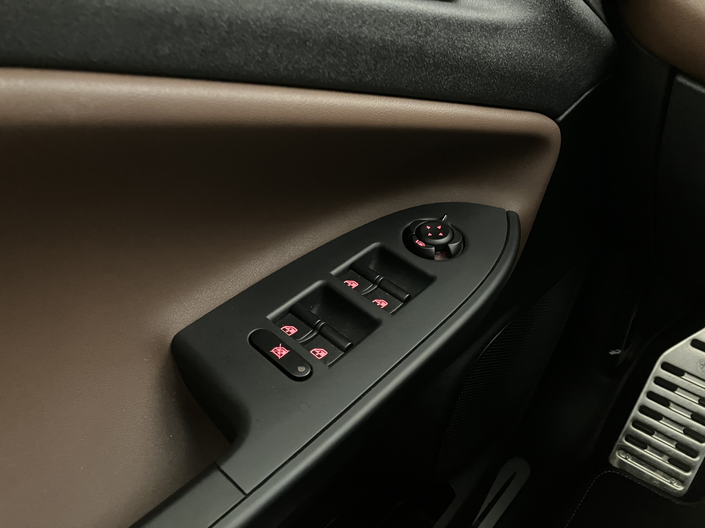 Alfa Romeo Giulietta TI 2,0 JTDM-2 Aut. | Bild 10 von 23