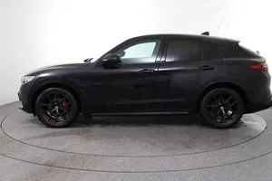 Alfa Romeo Stelvio Sprint 2,2 16V 190 AT8 Q4 | Thumbnail 3 von 28