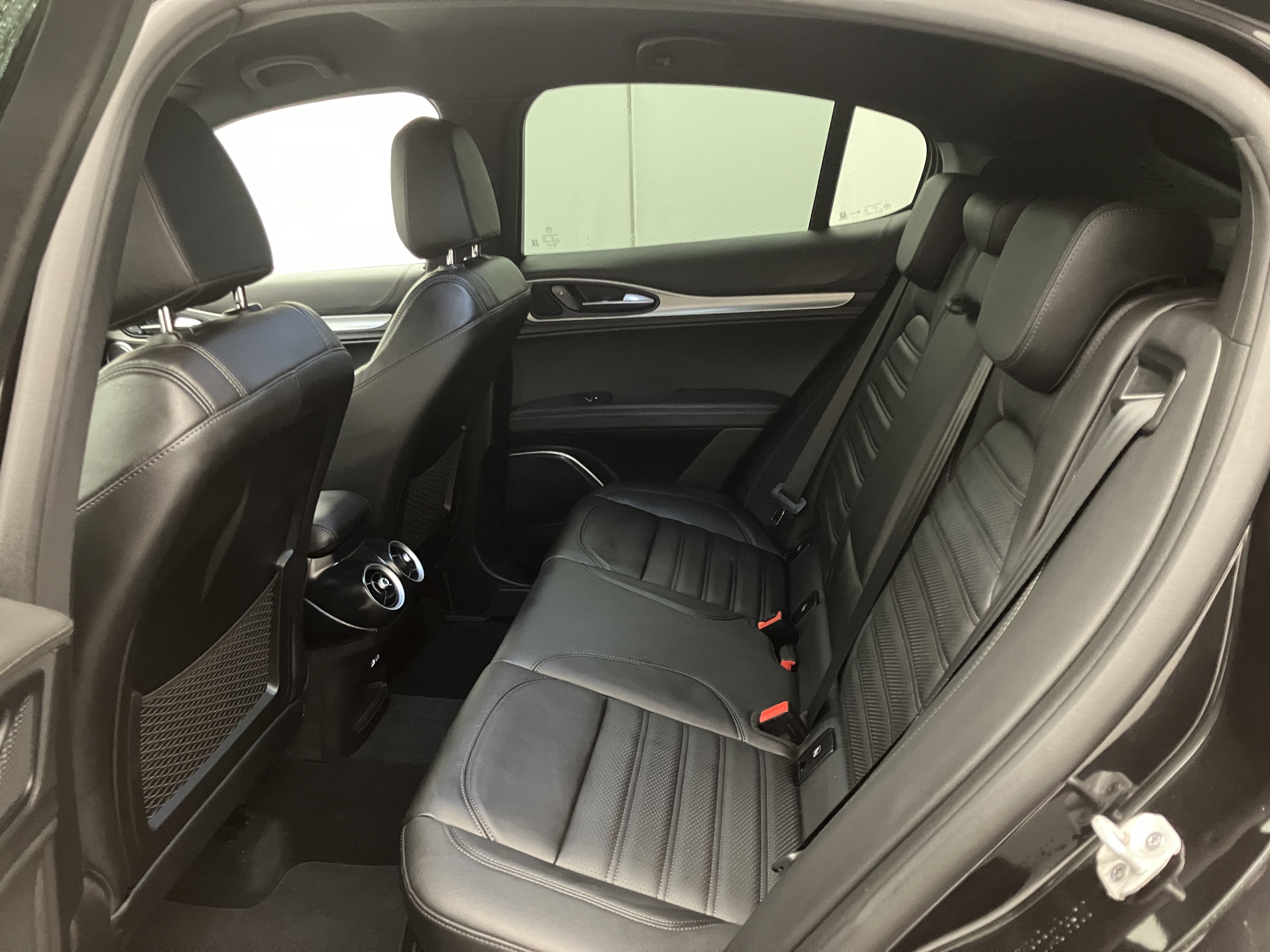 Alfa Romeo Stelvio Sprint 2,2 16V 190 AT8 Q4 | Bild 10 von 28