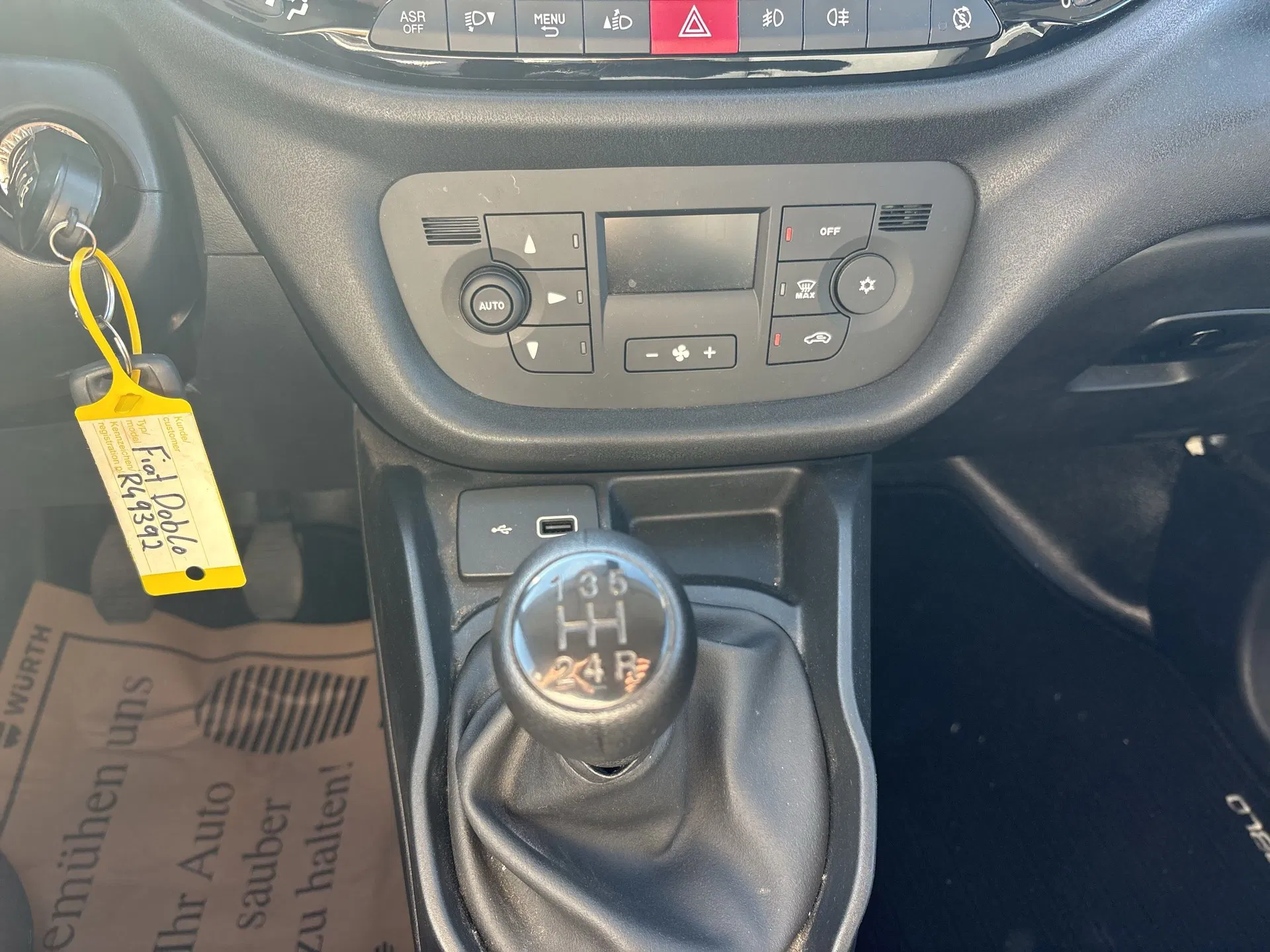 Fiat Doblò Cargo / Pritsche Kasten 1.3 Multijet Kasten SX | Bild 16 von 19