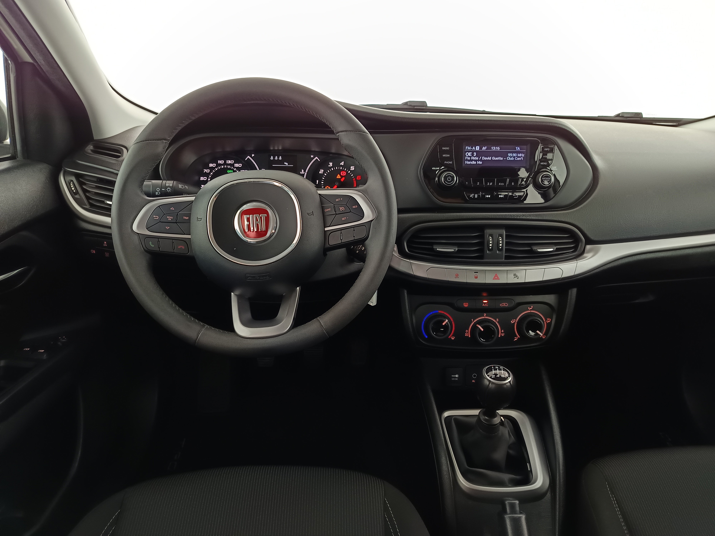 Fiat Tipo 1,4 95 Pop | Bild 14 von 23