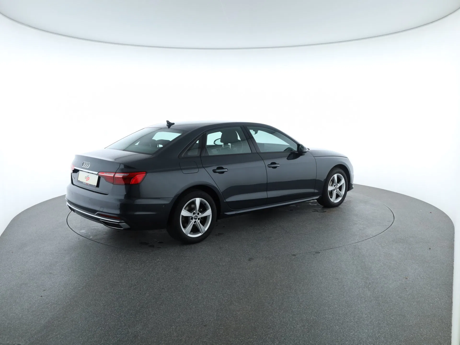 Audi A4 40 2.0 TDI advanced | Bild 2 von 14