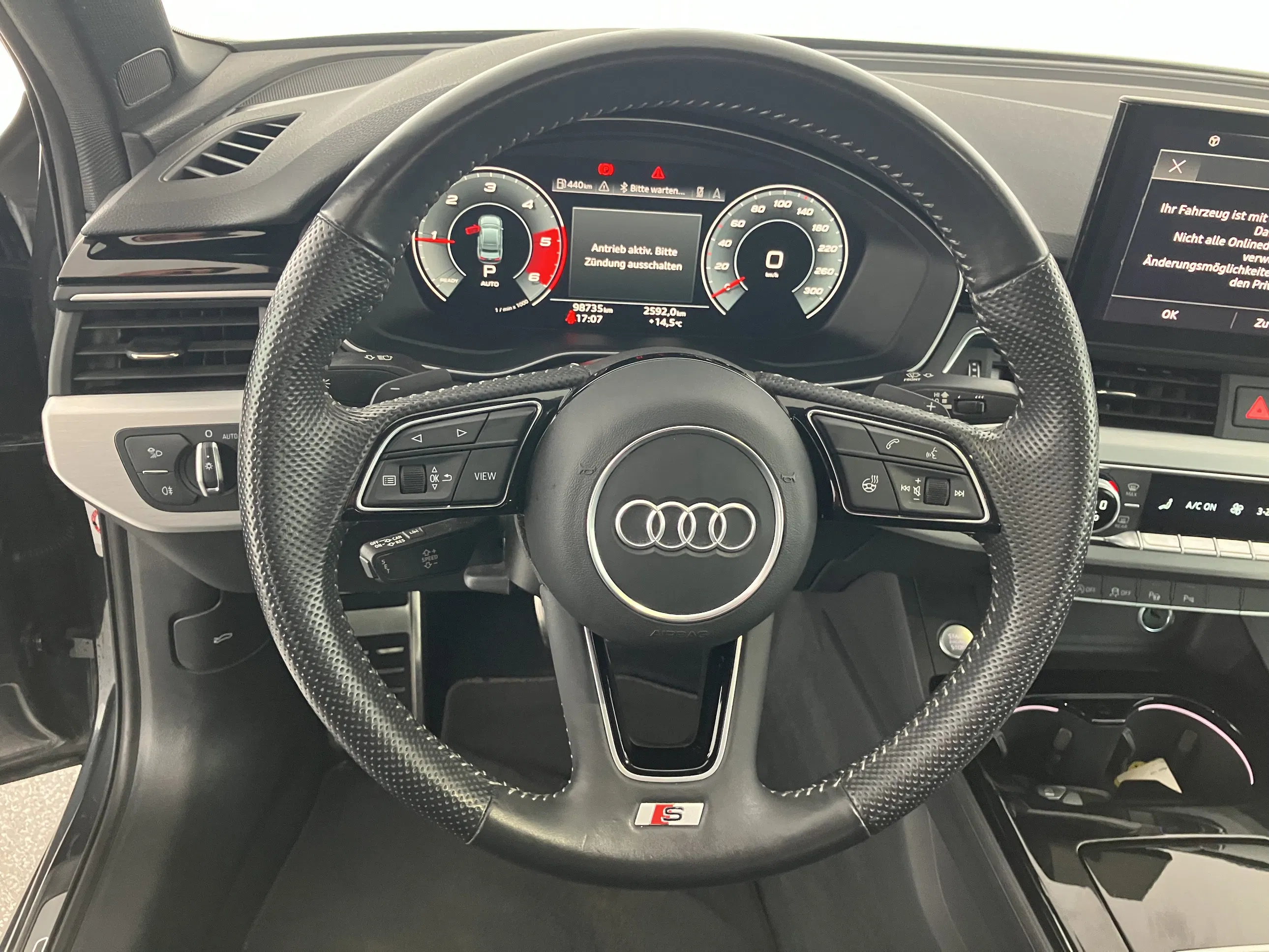 Audi A4 40 2.0 TDI advanced | Bild 7 von 14